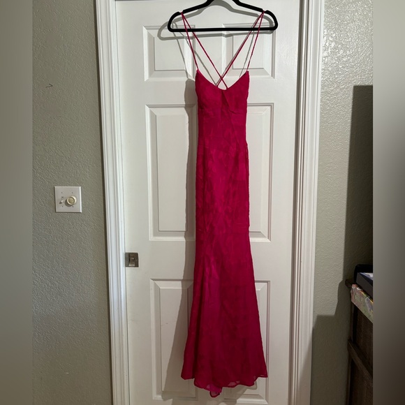 NWT Runaway the Label: Florenza Maxi Dress - Fuchsia - Small AND Medium - Picture 5 of 13
